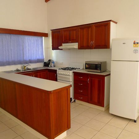 Madang Star International Hotel Екстер'єр фото