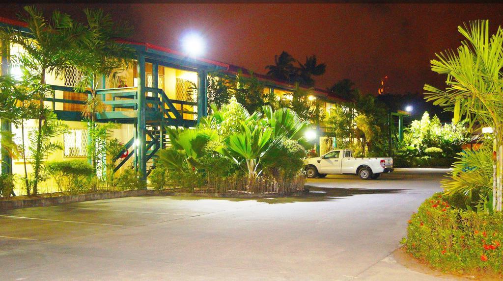 Madang Star International Hotel Екстер'єр фото