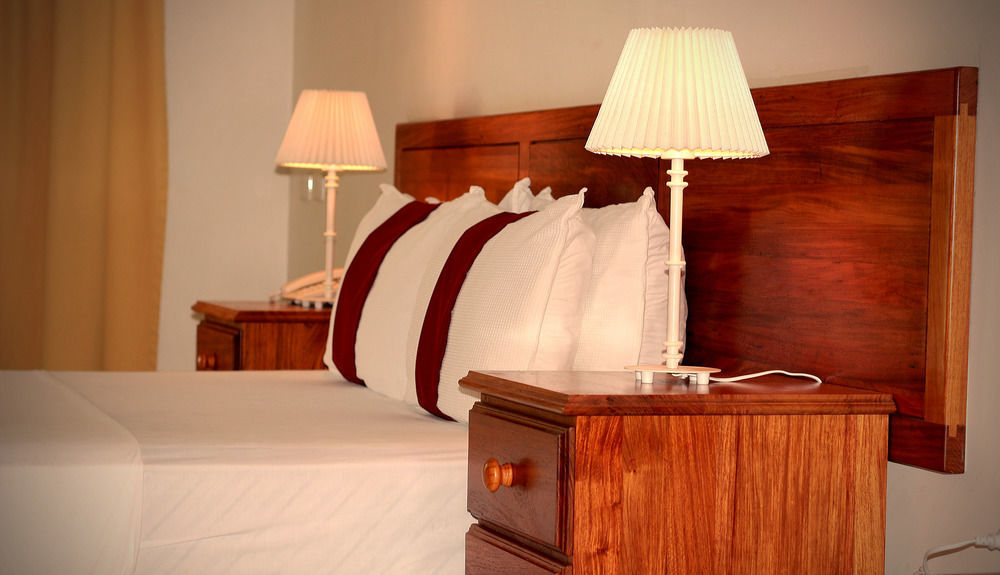 Madang Star International Hotel Екстер'єр фото