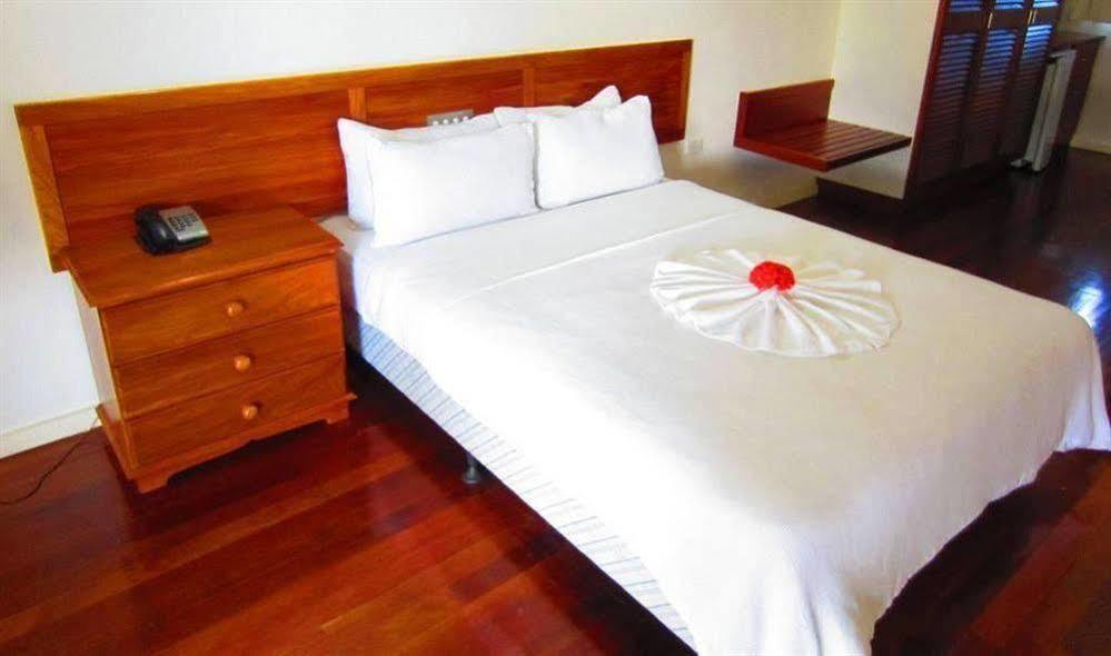Madang Star International Hotel Екстер'єр фото